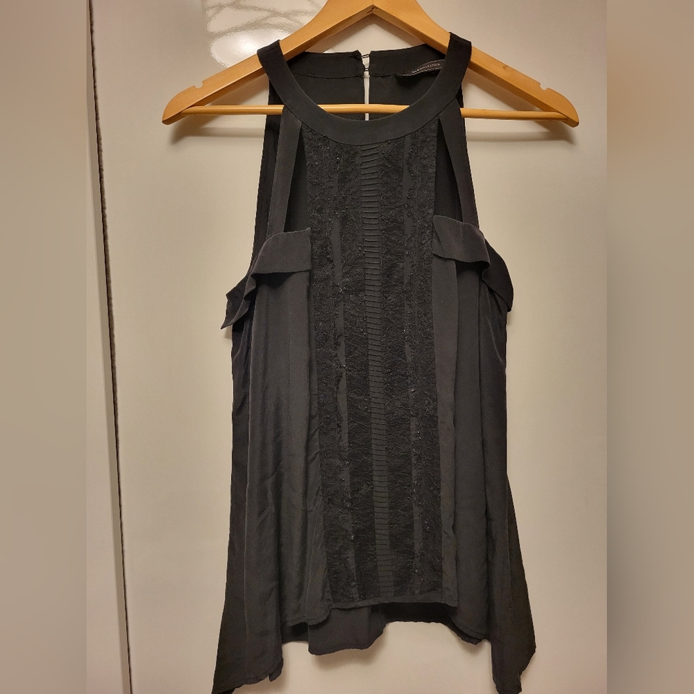 Black Sleeveless Lace-Trim Halter Top
